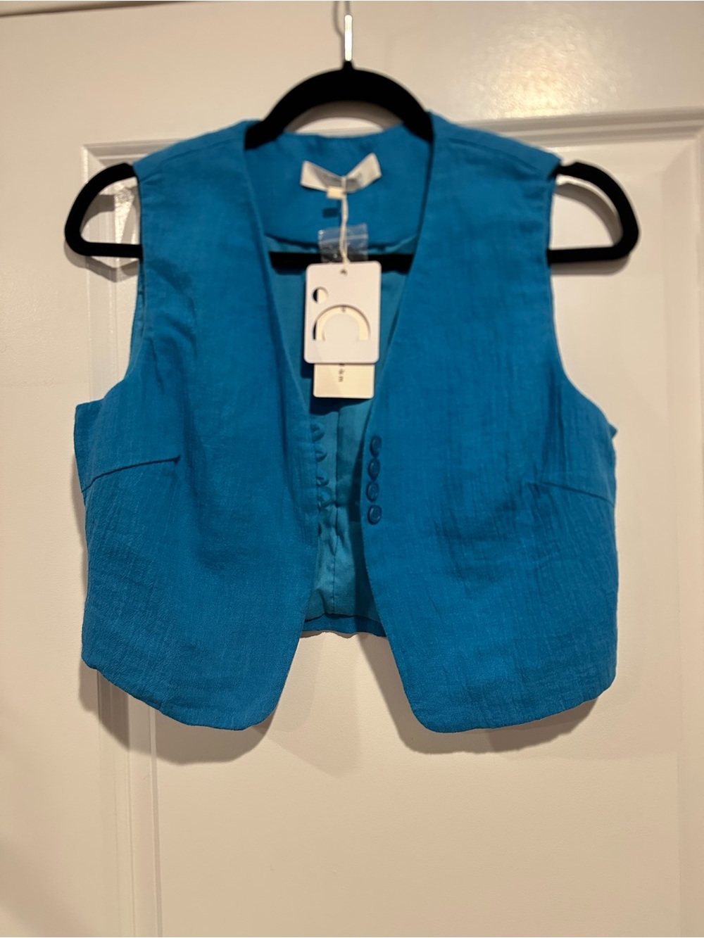 Commense Cobalt Blue Sleeveless V-Neck Cropped Vest - Picture 2 of 3